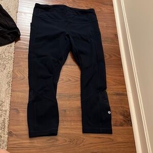 Lululemon crops